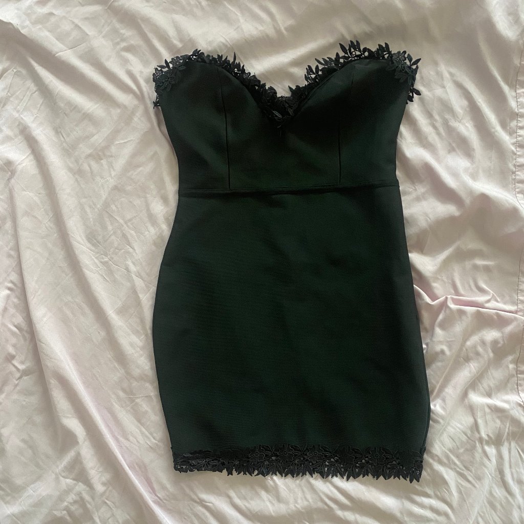By The Way Black Lace Fitted Dress | Size L | Elegant Detailing